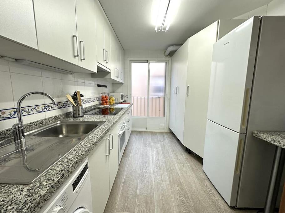 Piso En Linares Zona Centro Con Parking Gratis Daire Dış mekan fotoğraf